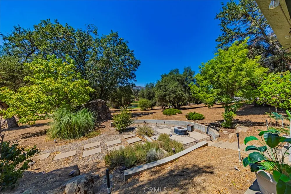 41282 Singing Hills Ahwahnee, CA 93601