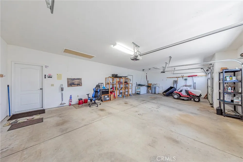 41282 Singing Hills Ahwahnee, CA 93601