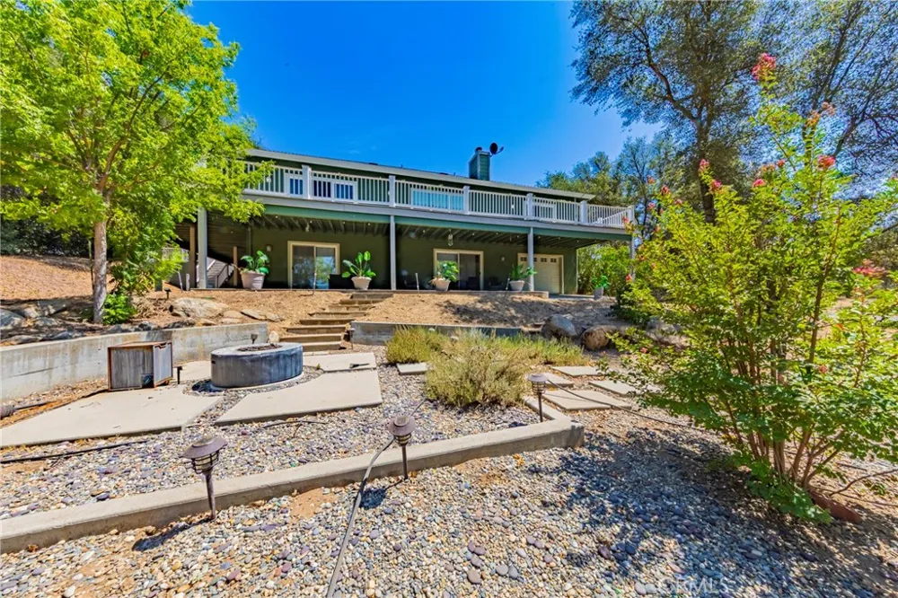 41282 Singing Hills Ahwahnee, CA 93601