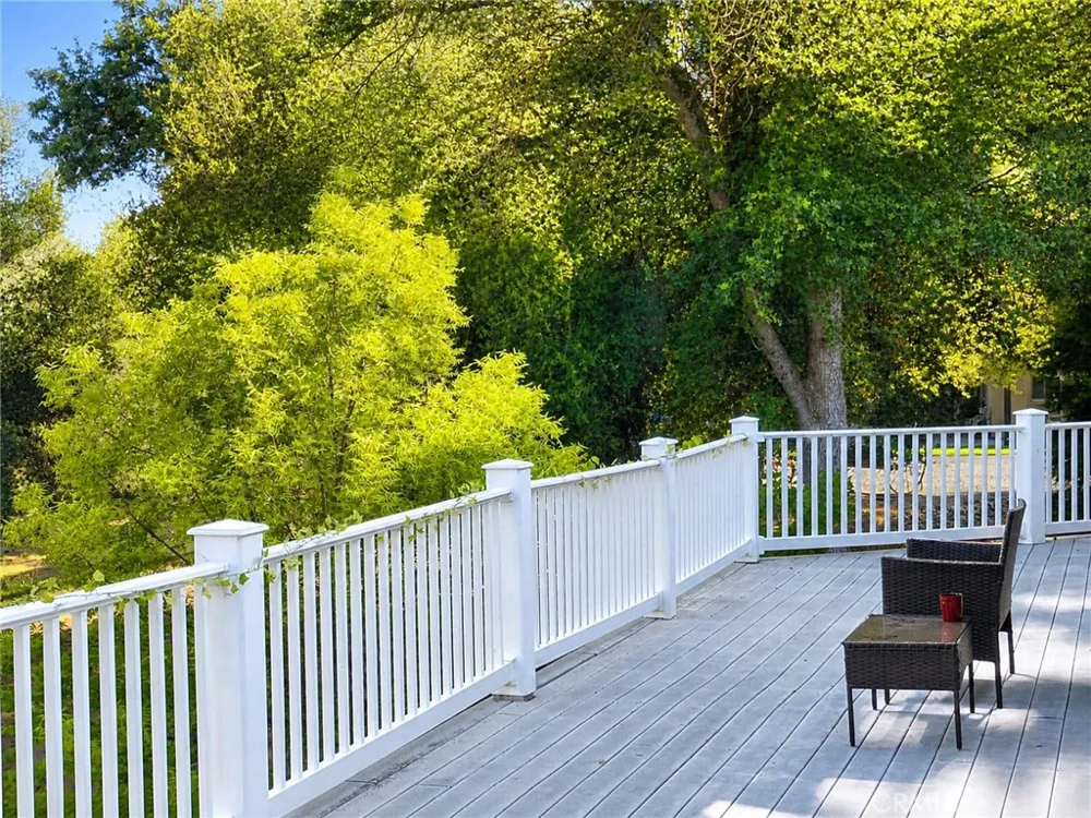 41282 Singing Hills Ahwahnee, CA 93601