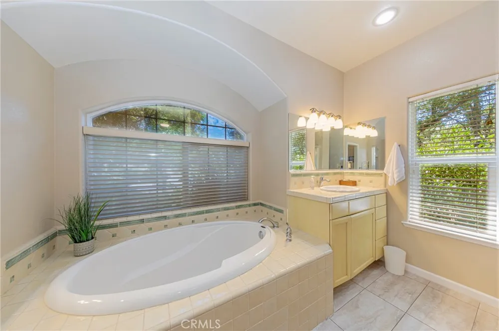 41282 Singing Hills Ahwahnee, CA 93601