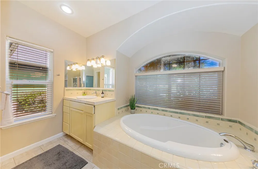41282 Singing Hills Ahwahnee, CA 93601