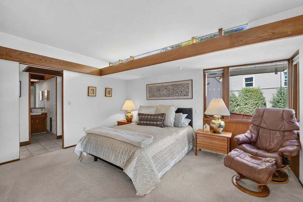 Address Not Shown Aptos, CA 95003