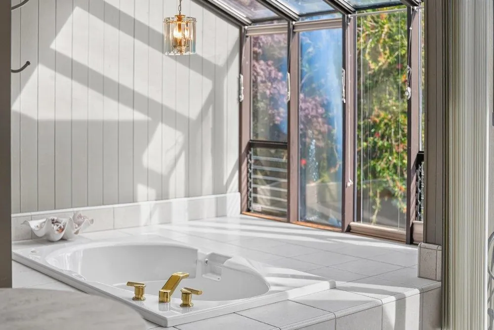 Address Not Shown Aptos, CA 95003