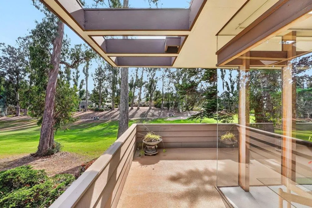Address Not Shown Aptos, CA 95003