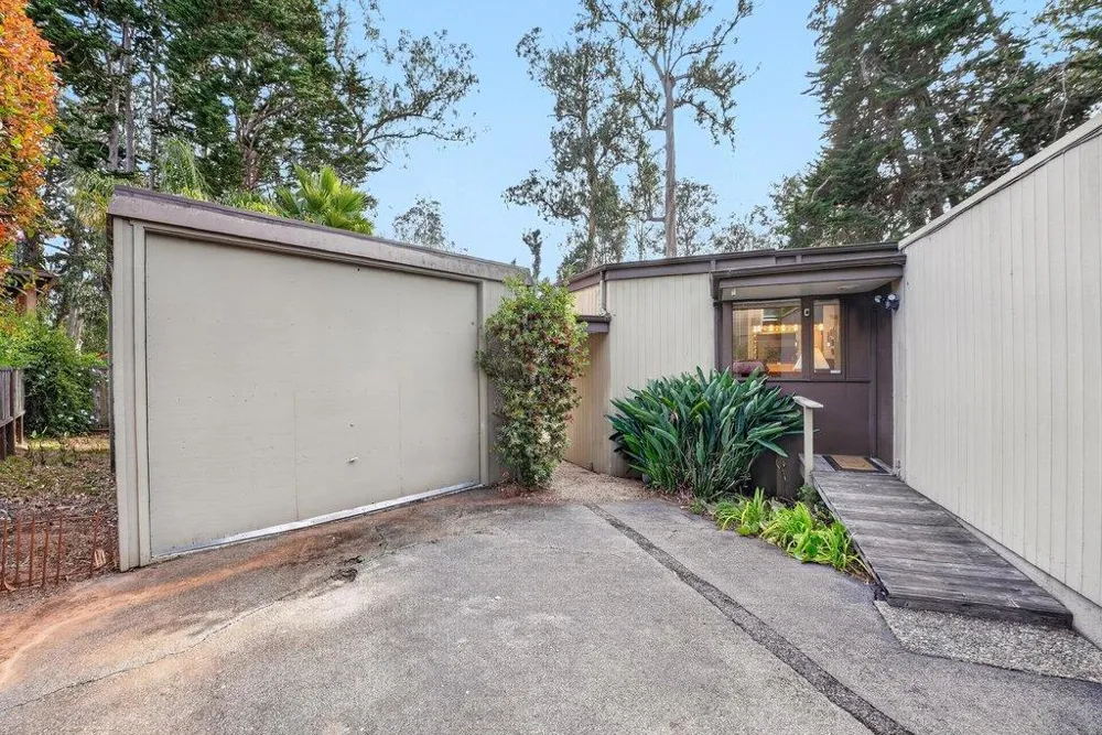 Address Not Shown Aptos, CA 95003