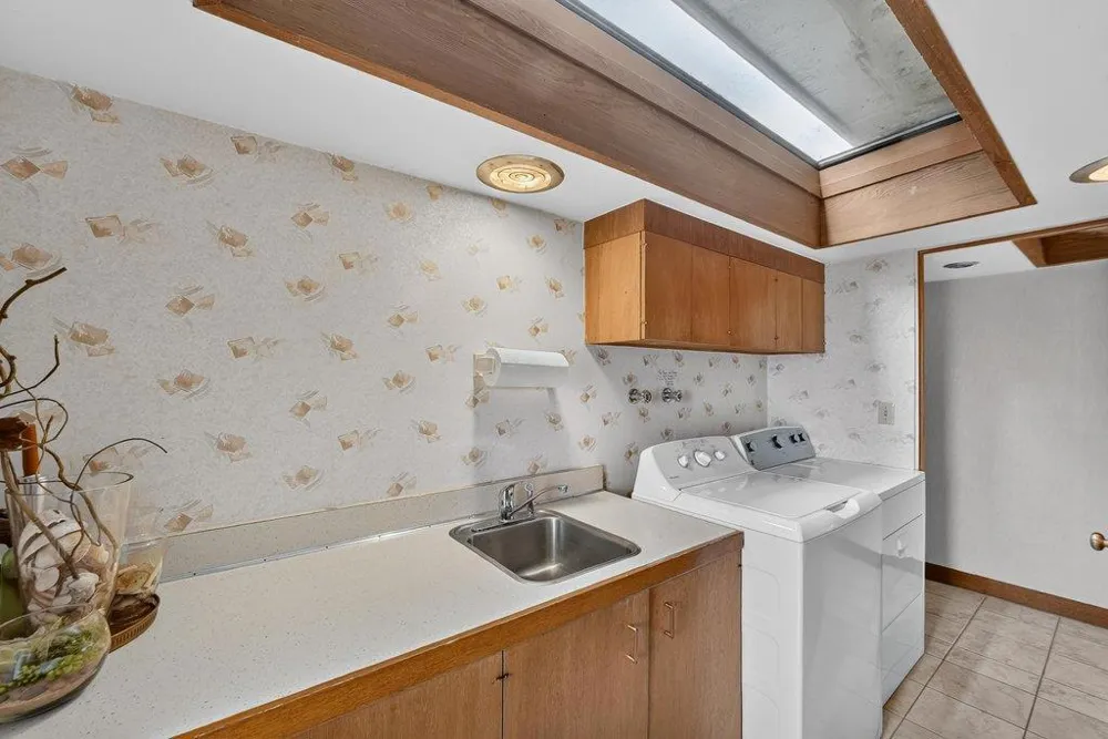Address Not Shown Aptos, CA 95003
