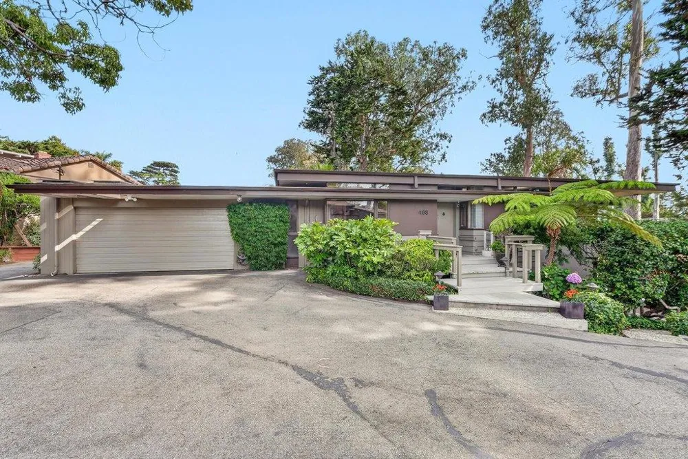 Address Not Shown Aptos, CA 95003