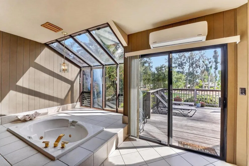 Address Not Shown Aptos, CA 95003
