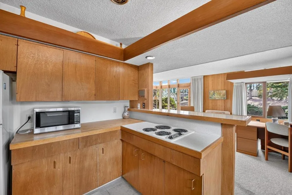 Address Not Shown Aptos, CA 95003