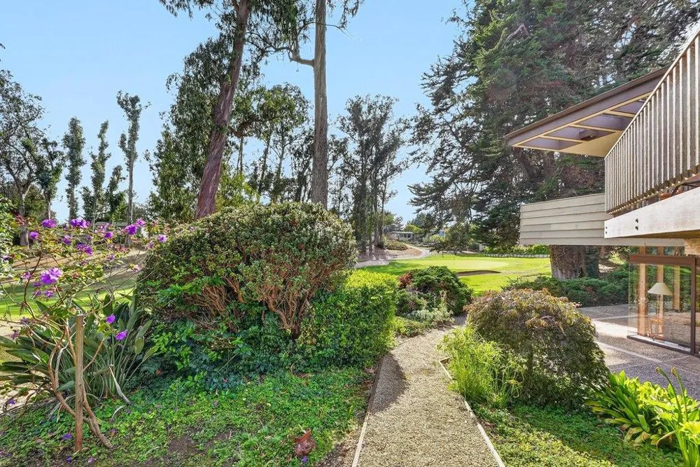 Address Not Shown Aptos, CA 95003