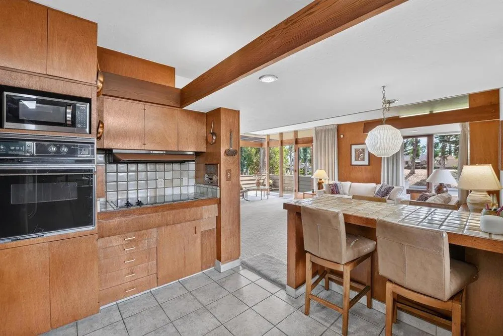 Address Not Shown Aptos, CA 95003