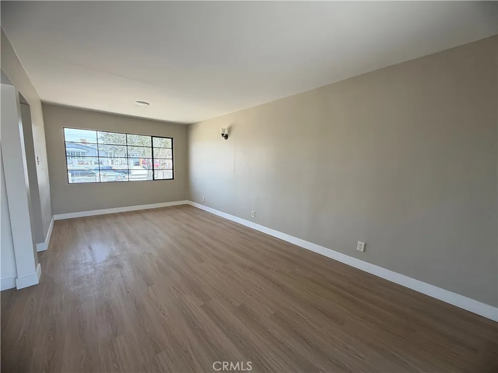 320 Frances Barstow, CA 92311