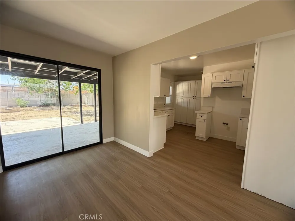 320 Frances Barstow, CA 92311