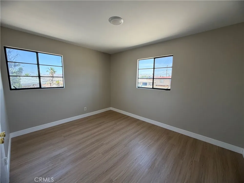 320 Frances Barstow, CA 92311