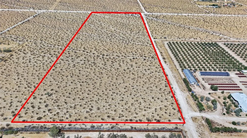 41 Cove Lucerne Valley, CA 92356