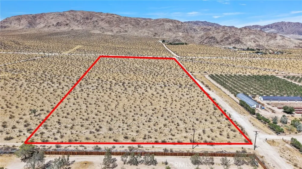 41 Cove Lucerne Valley, CA 92356