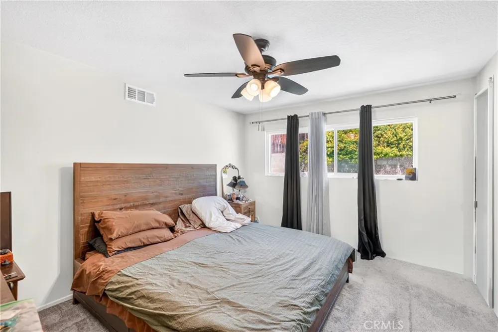 1215 Dickenson Upland, CA 91786