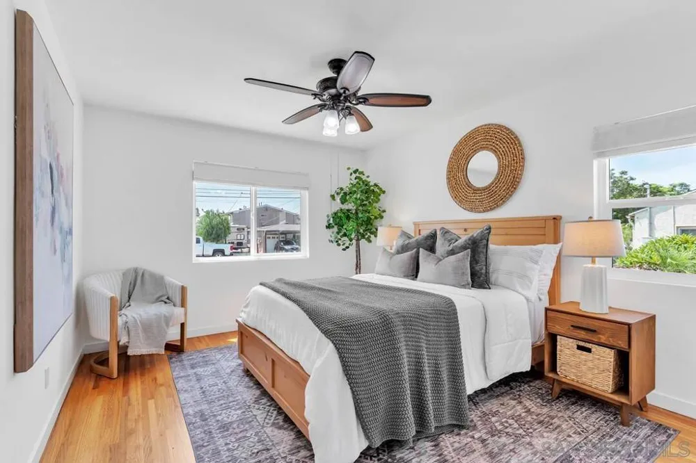 1005 E 2nd St National City, CA 91950