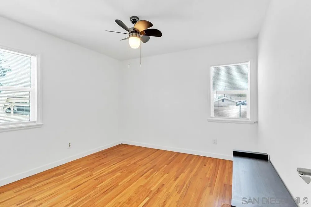 1005 E 2nd St National City, CA 91950