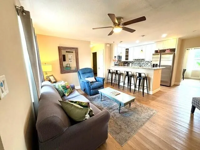 2005 5TH STREET Vero Beach, FL 32962