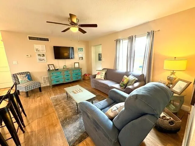 2005 5TH STREET Vero Beach, FL 32962