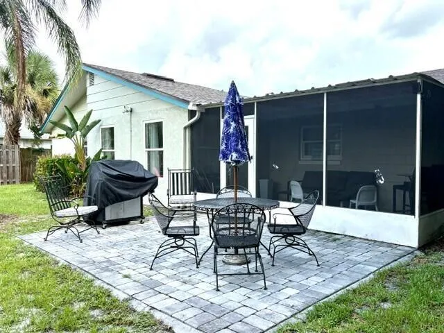 2005 5TH STREET Vero Beach, FL 32962