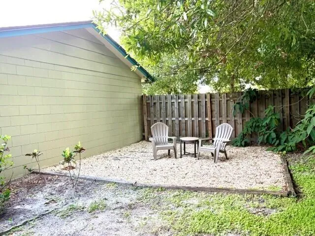 2005 5TH STREET Vero Beach, FL 32962