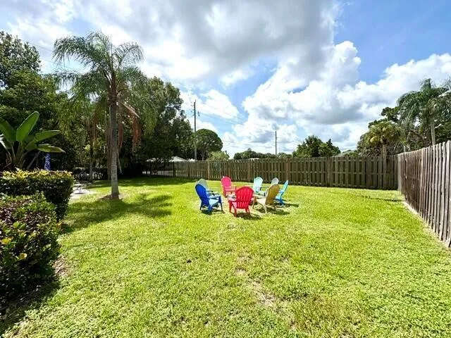 2005 5TH STREET Vero Beach, FL 32962