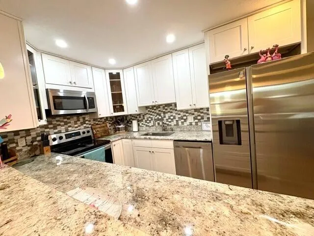 2005 5TH STREET Vero Beach, FL 32962