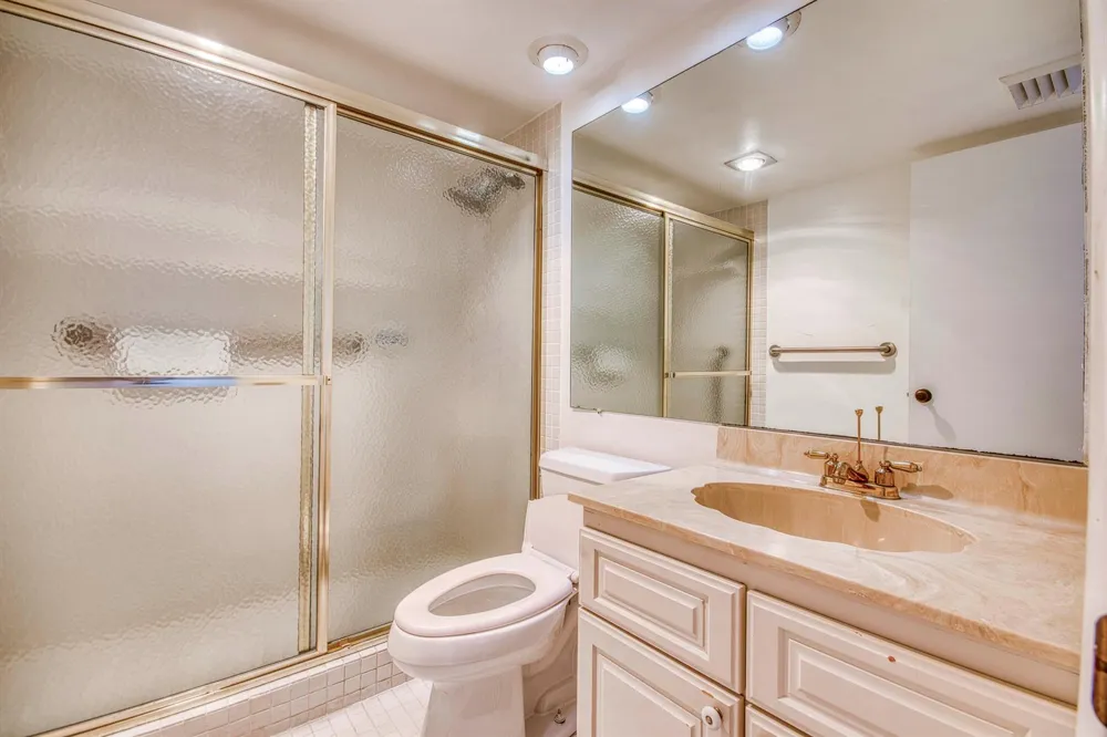 5200 Flagler Drive #1106 West Palm Beach, FL 33407