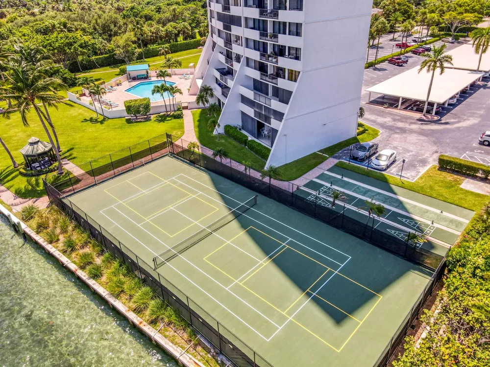 5200 Flagler Drive #1106 West Palm Beach, FL 33407