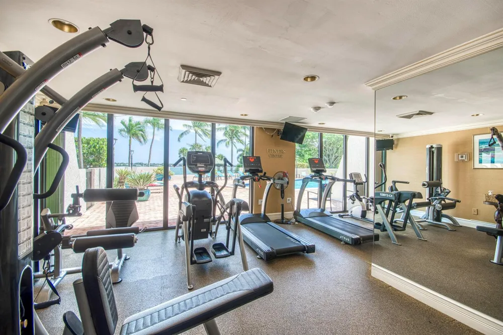 5200 Flagler Drive #1106 West Palm Beach, FL 33407