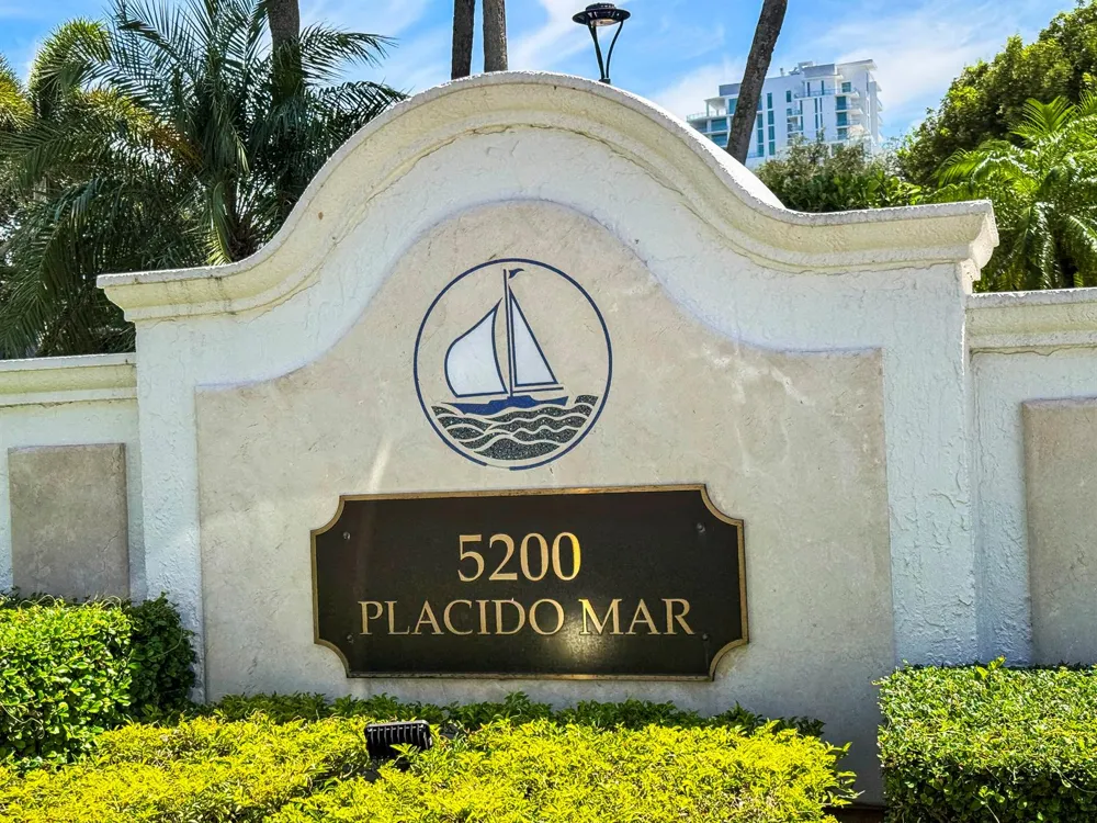 5200 Flagler Drive #1106 West Palm Beach, FL 33407