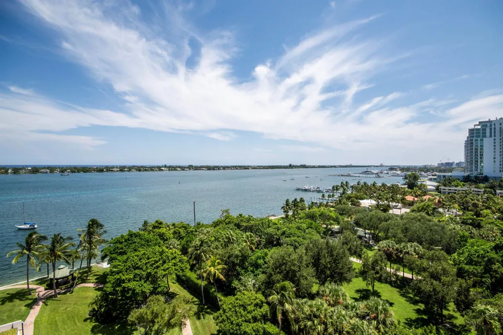 5200 Flagler Drive #1106 West Palm Beach, FL 33407