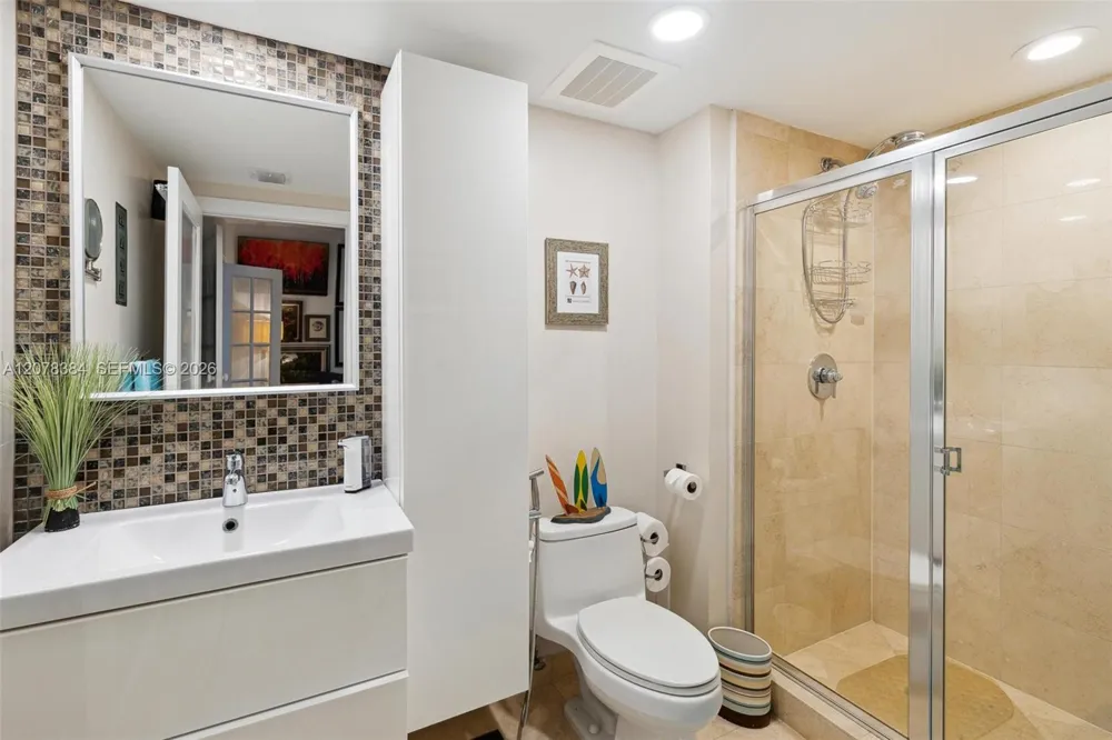 1830 S OCEAN DR #4210 Hallandale Beach, FL 33009