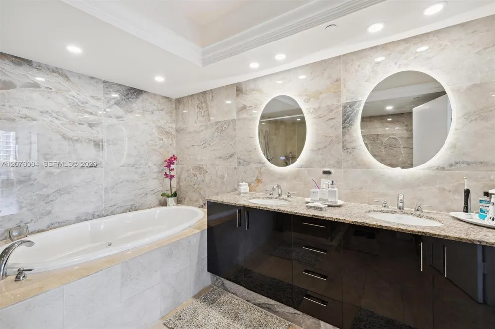1830 S OCEAN DR #4210 Hallandale Beach, FL 33009