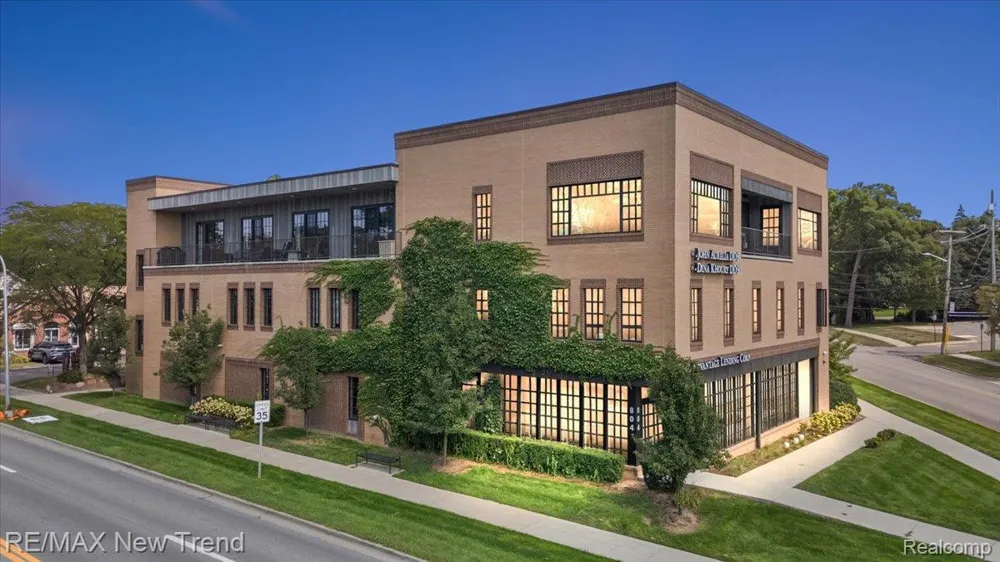804 Main Street #2H Rochester City, MI 48307