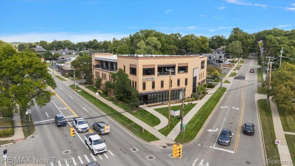804 Main Street #2H Rochester City, MI 48307
