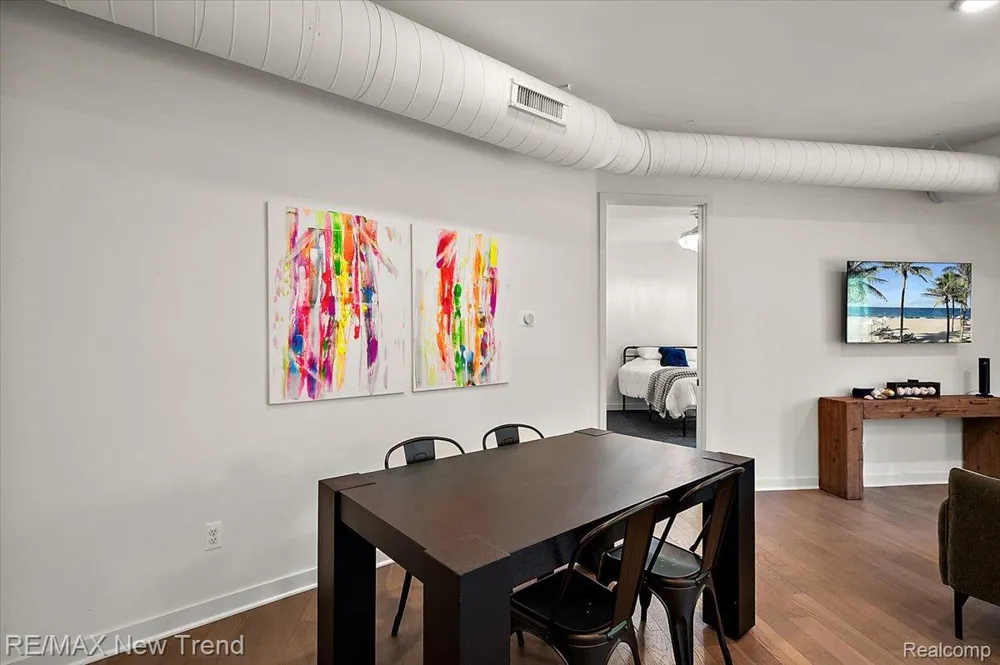 804 Main Street #2H Rochester City, MI 48307