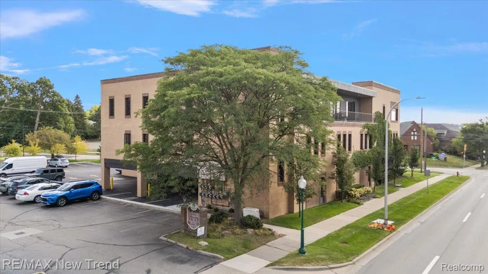 804 Main Street #2H Rochester City, MI 48307