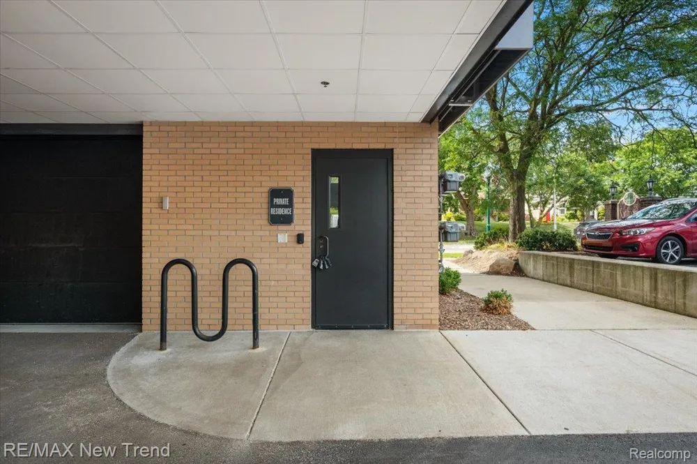 804 Main Street #2H Rochester City, MI 48307