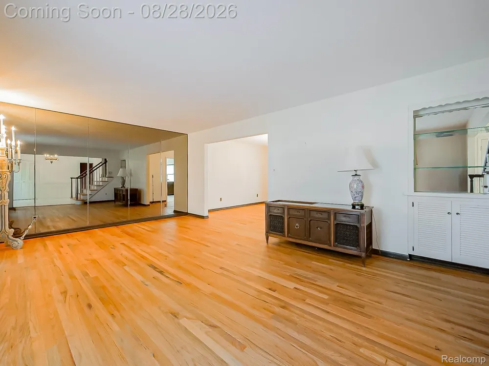 35973 Old Homestead Drive Farmington Hills City, MI 48335