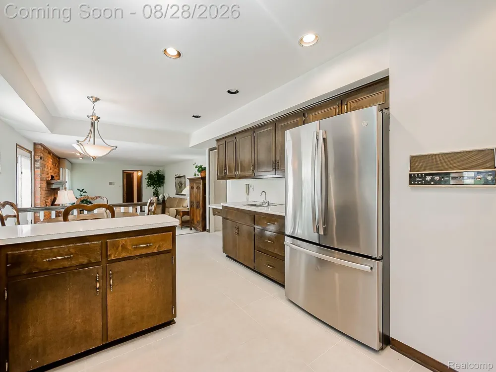 35973 Old Homestead Drive Farmington Hills City, MI 48335