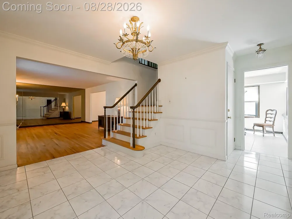 35973 Old Homestead Drive Farmington Hills City, MI 48335