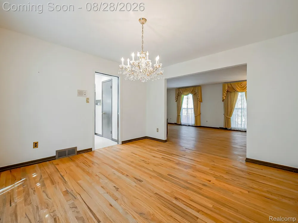35973 Old Homestead Drive Farmington Hills City, MI 48335