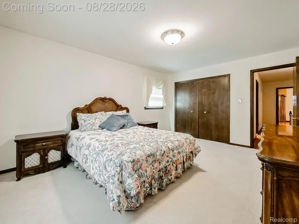 35973 Old Homestead Drive Farmington Hills City, MI 48335