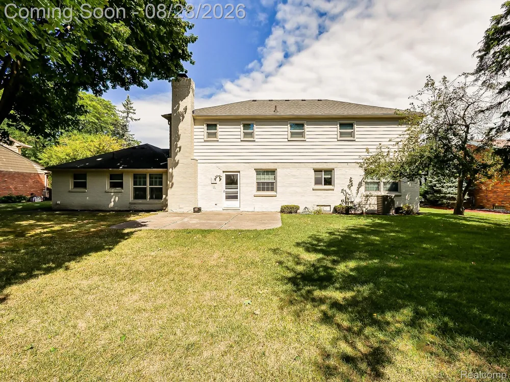35973 Old Homestead Drive Farmington Hills City, MI 48335