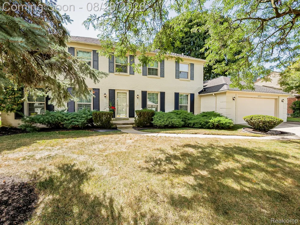 35973 Old Homestead Drive Farmington Hills City, MI 48335