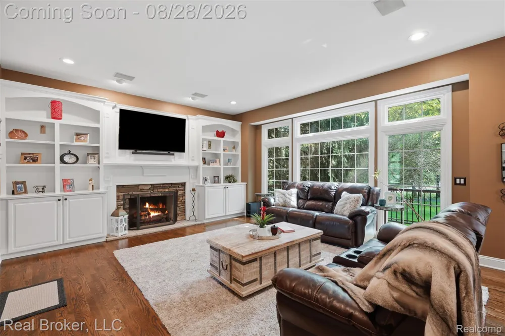 5380 Fieldstone Court Genoa Township, MI 48116